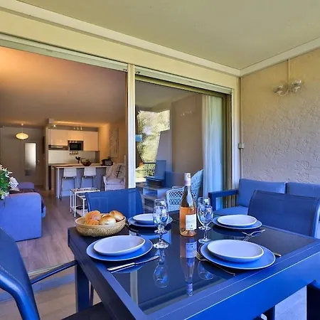 2 Pieces, Piscine Et Parking Centre De St Tropez Apartamento *
