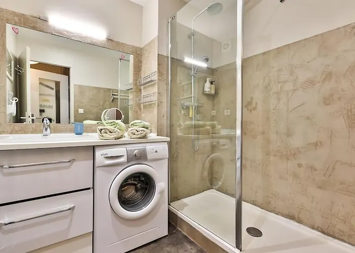 2 Pieces, Piscine Et Parking Centre De St Tropez Appartement Saint-Tropez